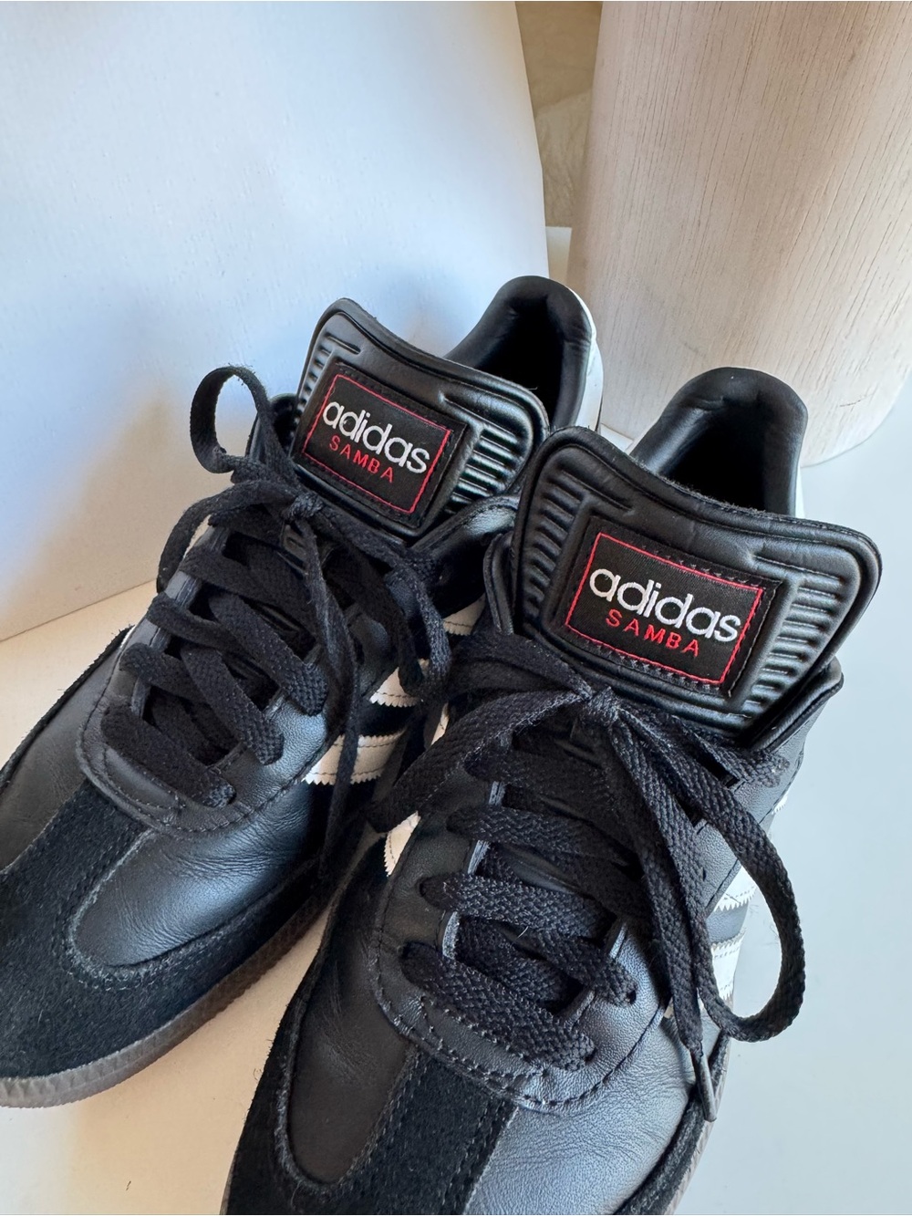 Adidas Samba Black/White Sneakers
Men’s US 8 / EU 41⅓ - Picture 8 of 15
